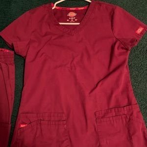 Women’s scrub set